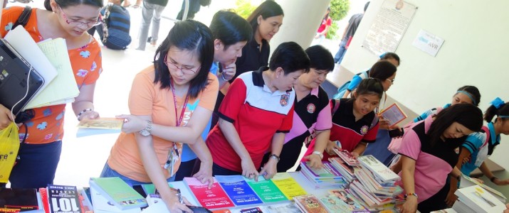 FT Library holds Book Fair